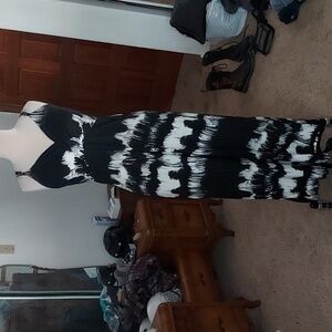 ELLOS black & white tie die maxi sun  dress with wrap top. M